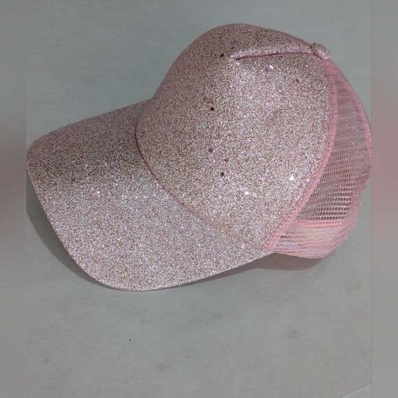 Accessories - Pink Sparkle Snapback Hat OS NWOT